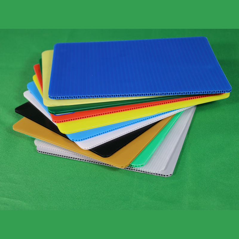 PE Film Wrapping PP Honeycomb Core Panel cho cách nhiệt và chống thời tiết