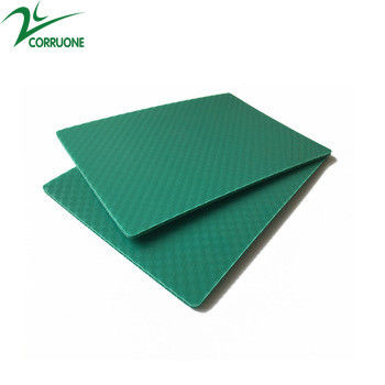 Tấm nhựa sóng màu 4 X8 PP Honeycomb Panel Green